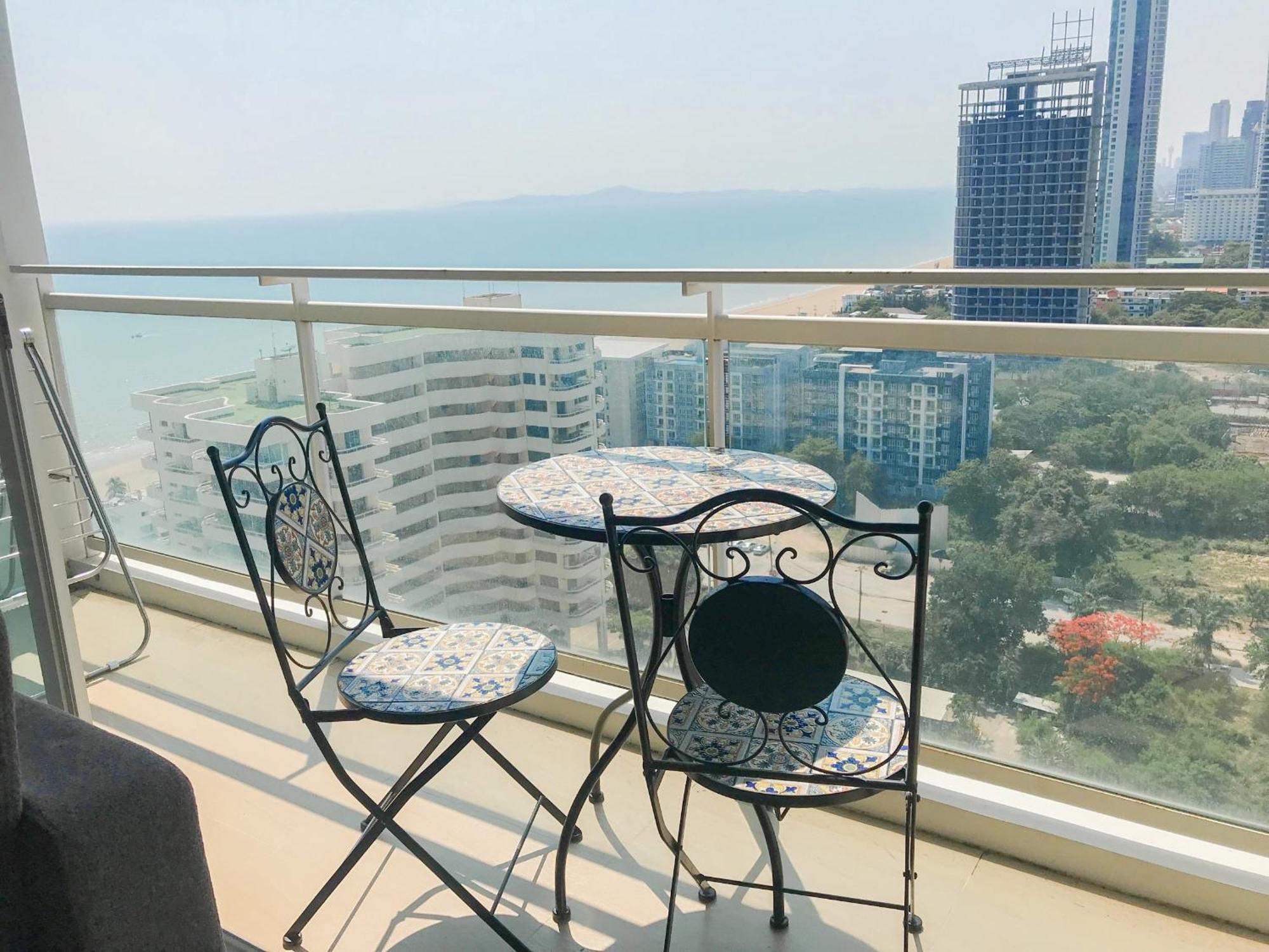 By Hello Pattaya At Veranda * Jomtien Beach